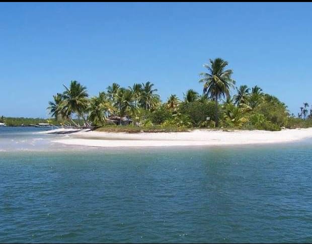 Passeio de Lancha - 5 Ilhas