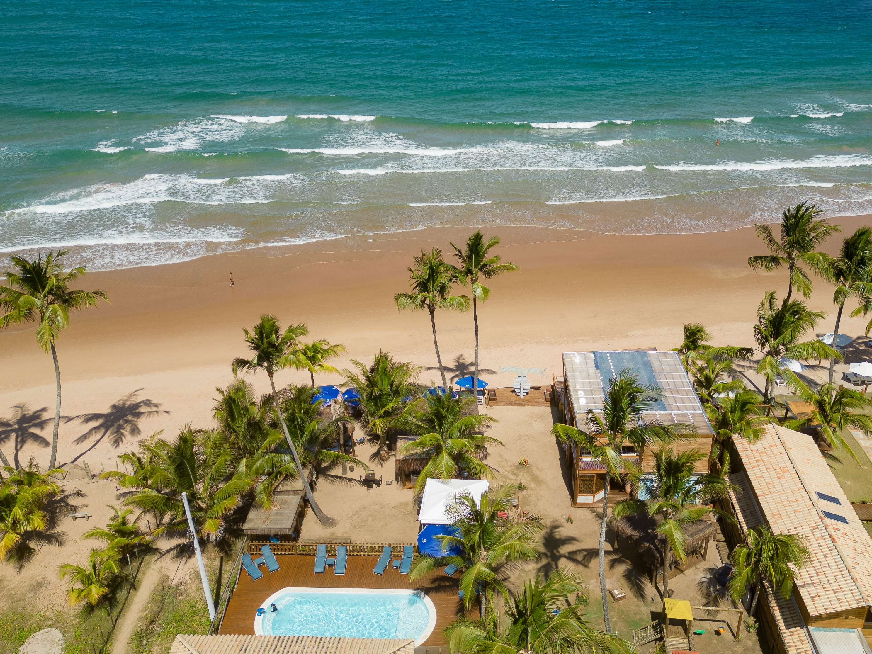 Cantos dos Encantos Beach Bar — Restaurante em Maraú